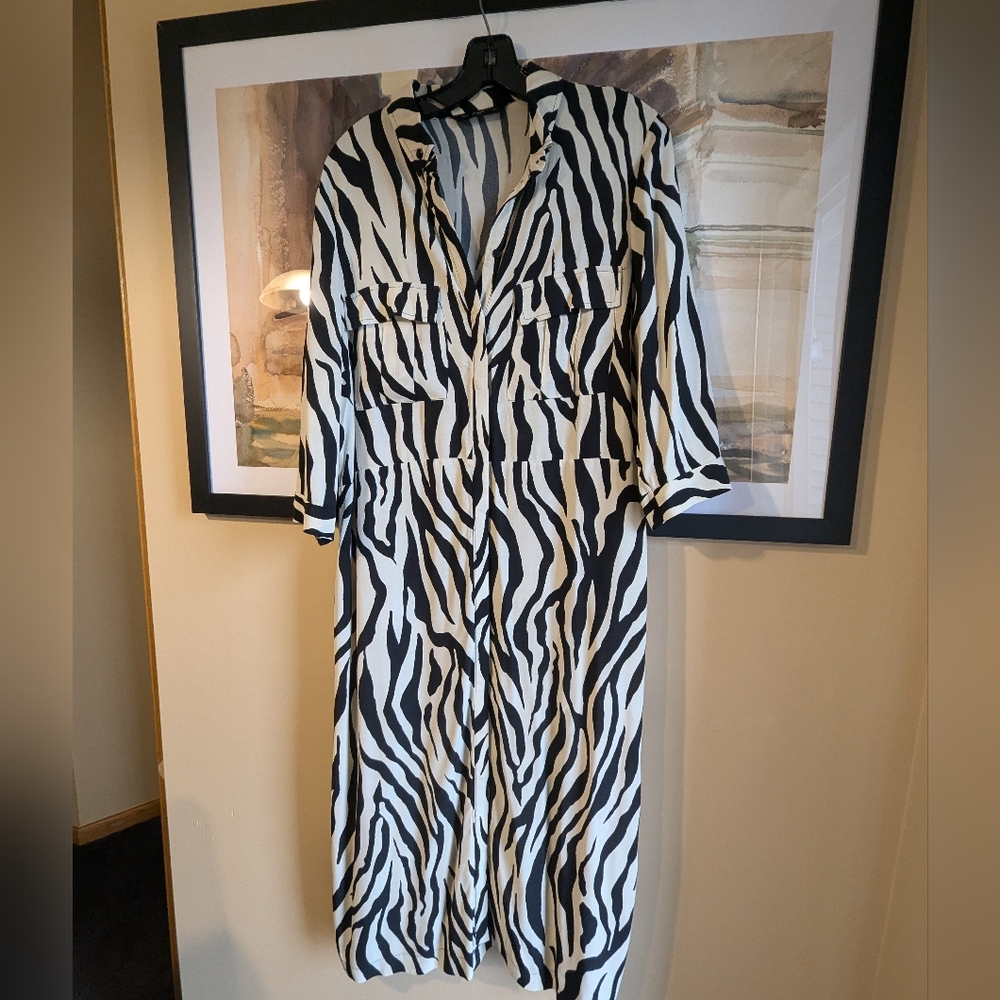 Midi dress - Picture 5 of 16